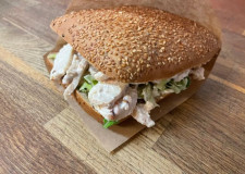 Sandwich med kyllingesalat